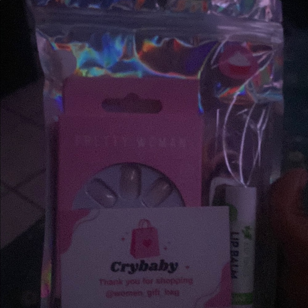 Holographic Gift Set with Lip Balm and Nails